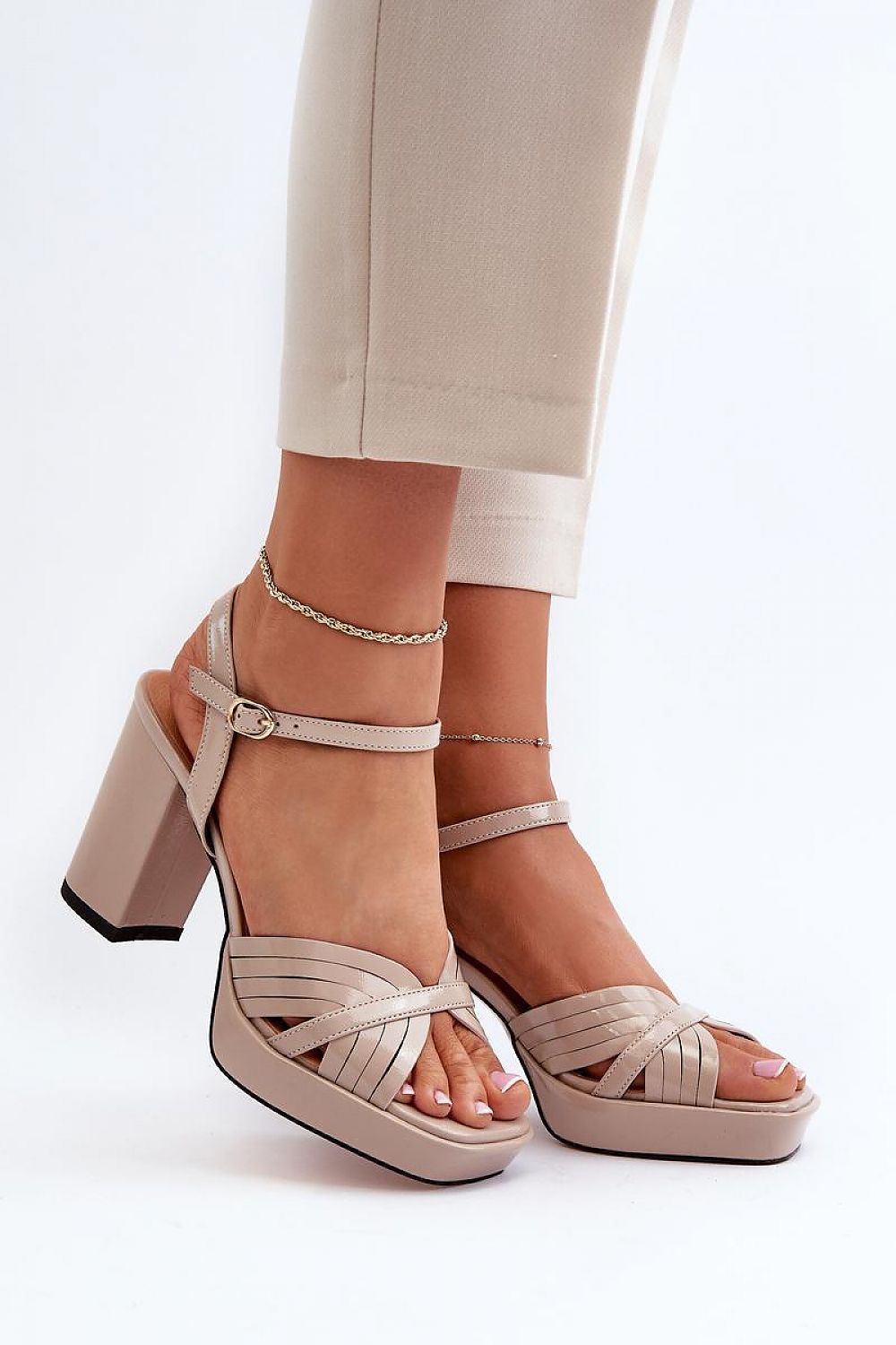 Heel sandals model 195544